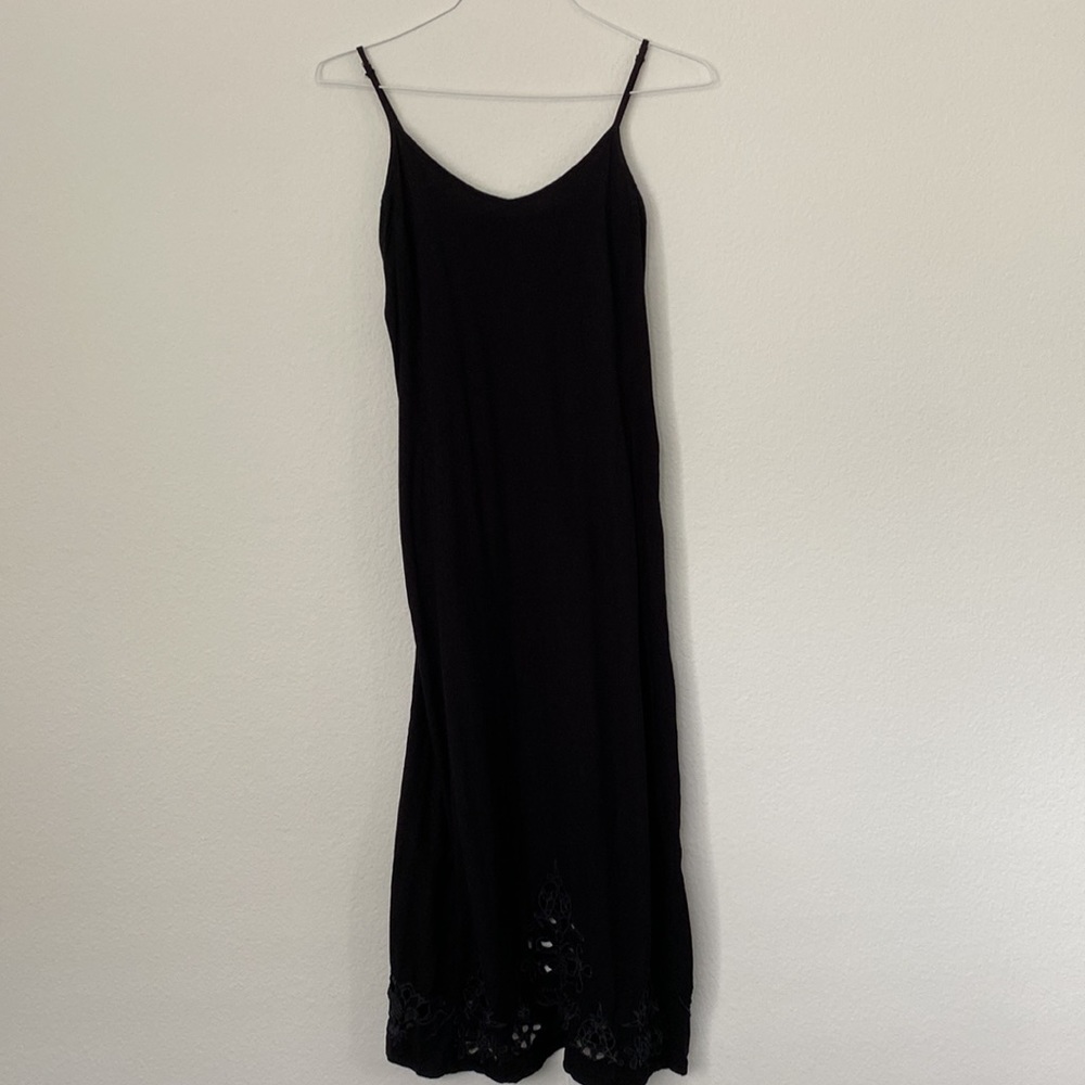OBEY No89 SIZE XS Black beach viscose maxi dress with embroidery and pocket
